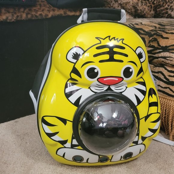 Pet Carrier Backpack Dog or Cat Bran New! - Picture 2 of 4